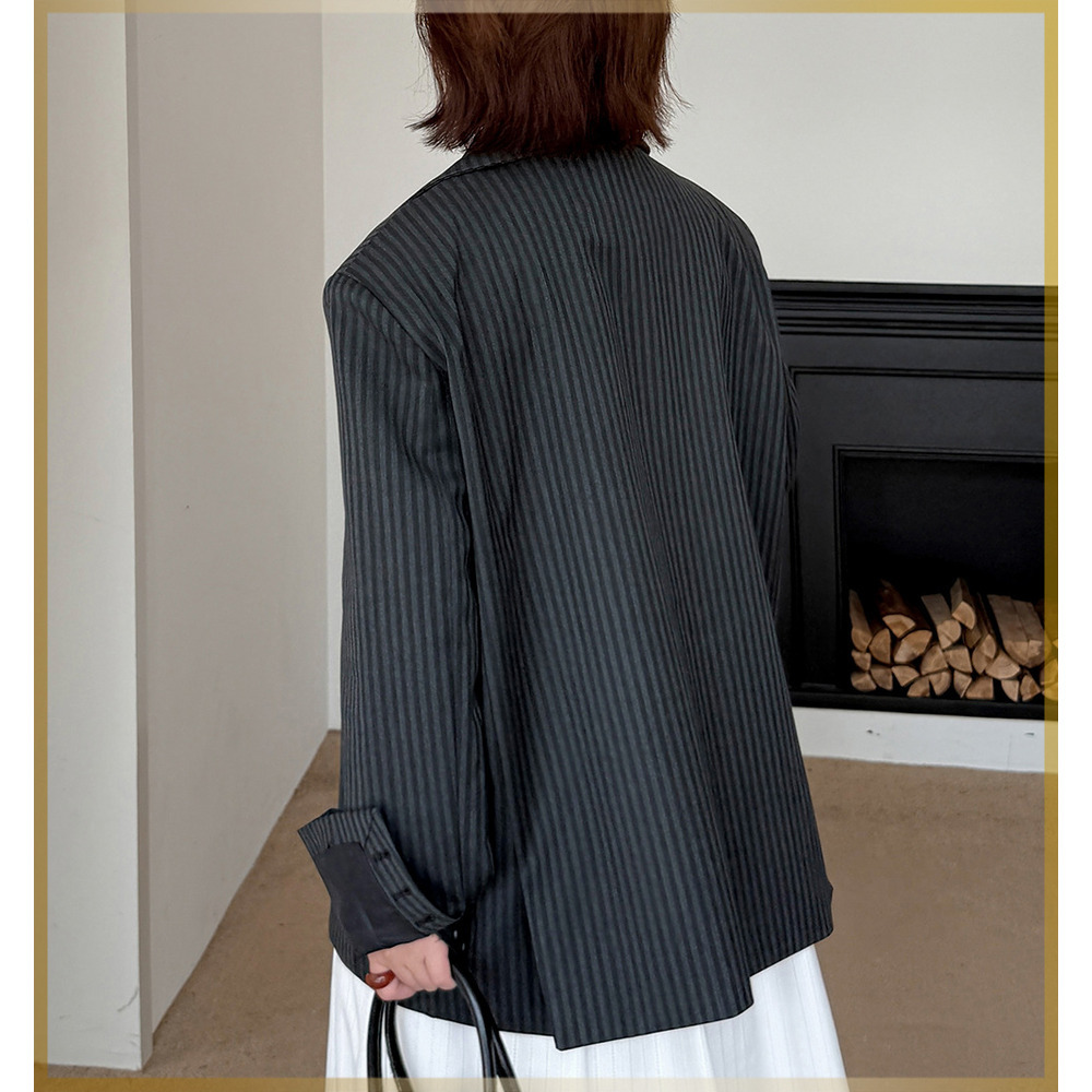 メンズライクな縦ストライプ柄 オーバーサイズ ジャケット14