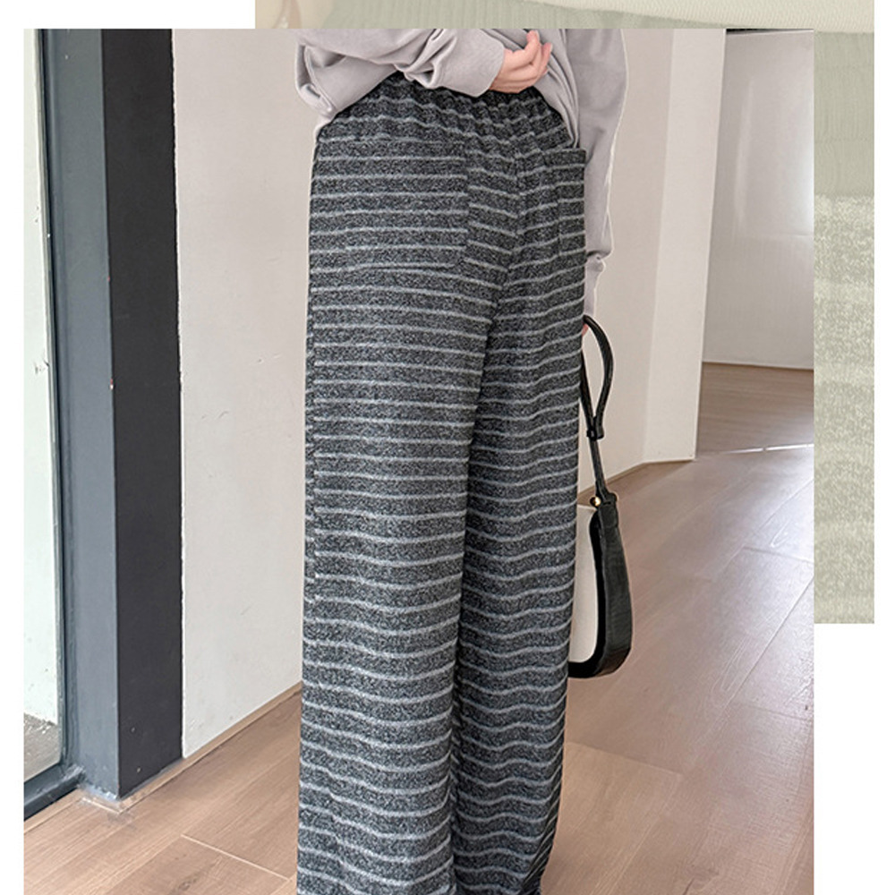 暖かな裏起毛素材 細ボーダー柄ウエストゴム ワイドストレートパンツ9