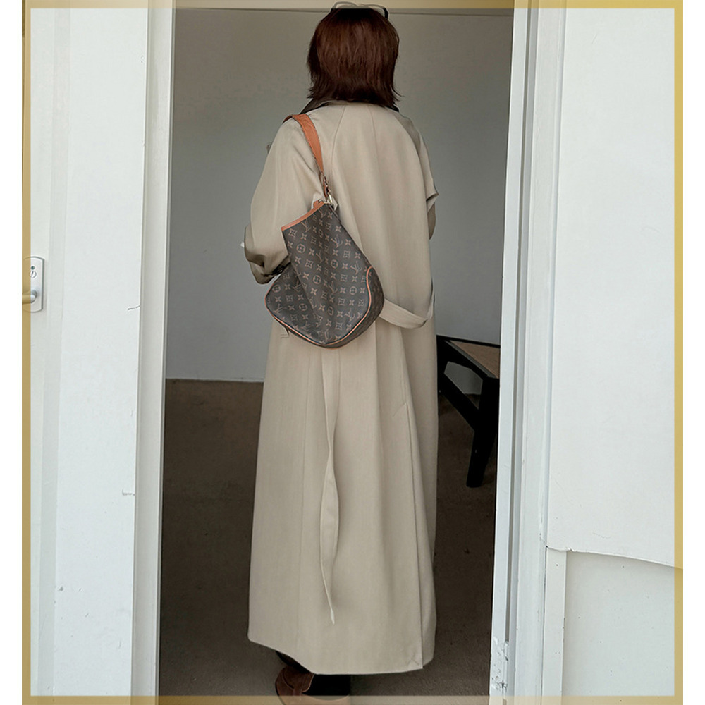 長さ10cm違いの2タイプ PUレザー二重襟付きトレンチコート17