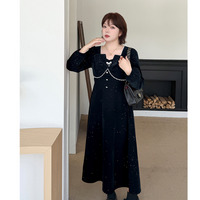 シルバーラメとビジューがキラキラ！ベルベットフレアワンピース