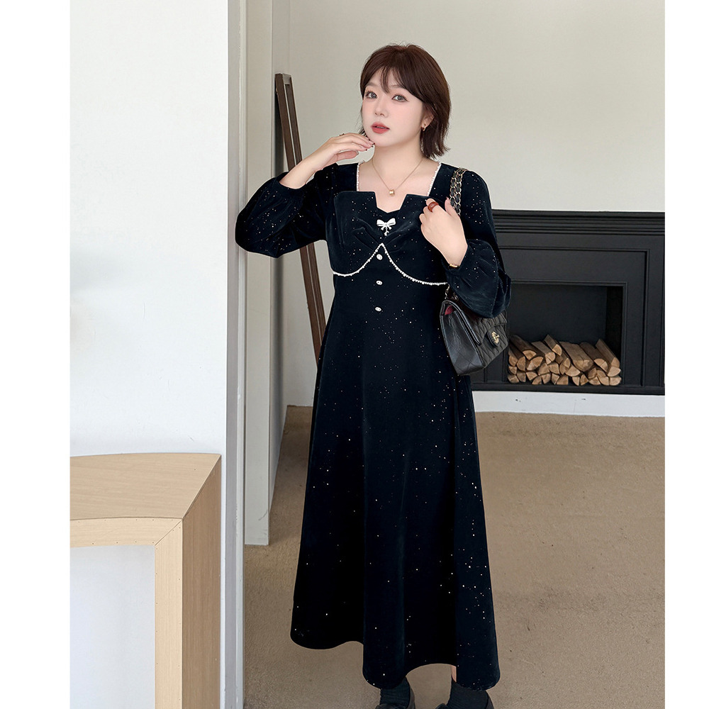シルバーラメとビジューがキラキラ!ベルベットフレアワンピース1