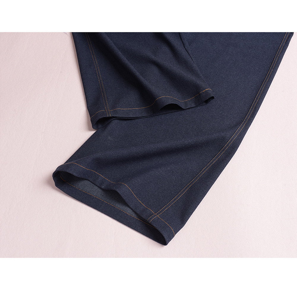 ウエストタック入りのワンウォッシュ綺麗めデニムワイドパンツ10