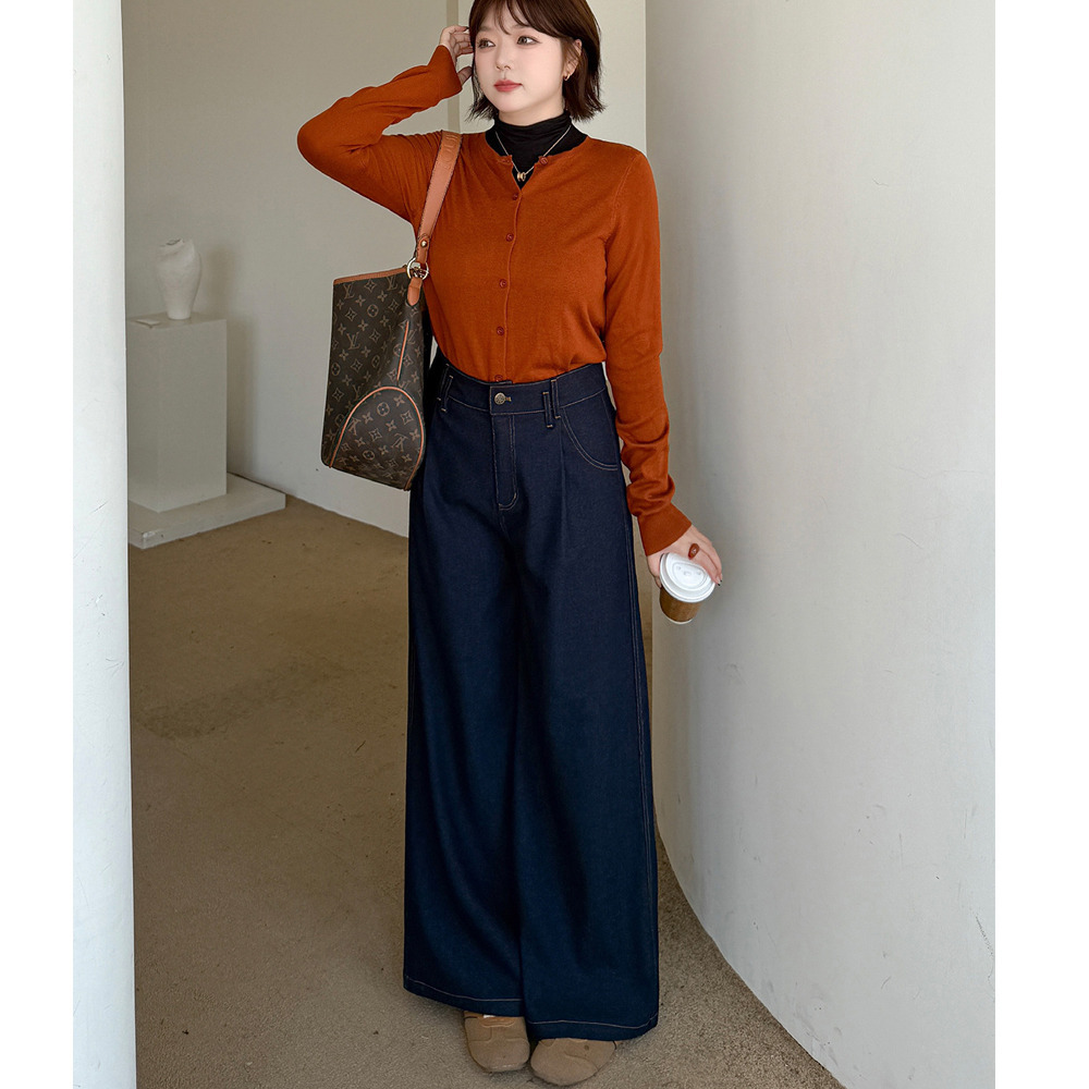 ウエストタック入りのワンウォッシュ綺麗めデニムワイドパンツ3