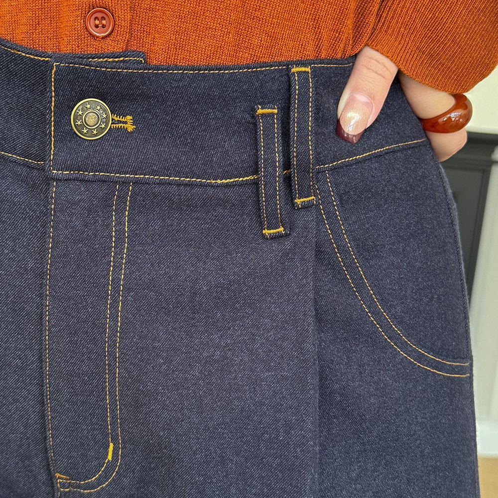 ウエストタック入りのワンウォッシュ綺麗めデニムワイドパンツ5