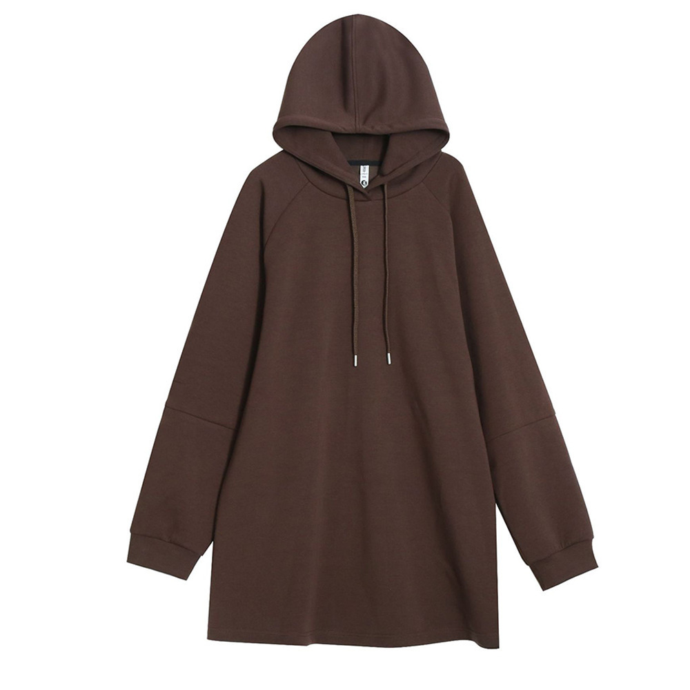 一枚でもカジュアルパンツとコーデしてもおしゃれなフーディーワンピ10