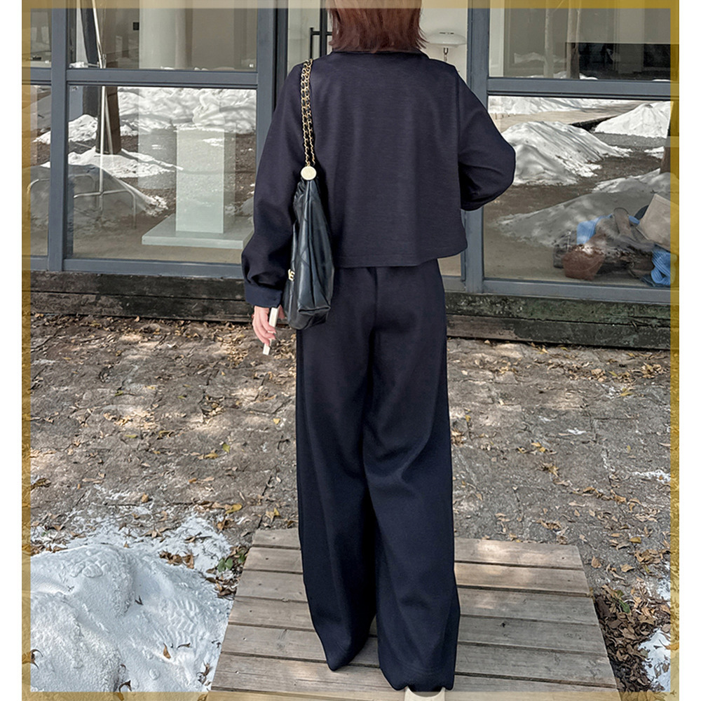 ショートジャケットとワイドパンツの綺麗めデニムパンツスーツ14