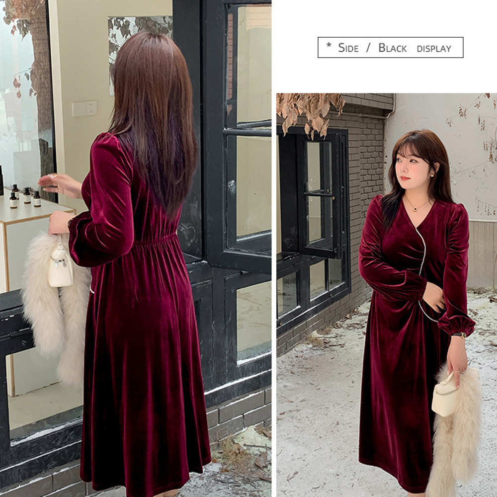 ウェーブラインが個性的でエレガント!ベルベットフレアワンピース10