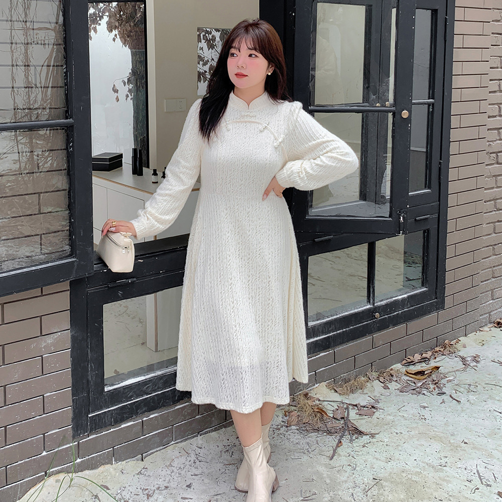 起毛裏地付きで見た目も着心地も暖か!起毛レースフレアワンピース2