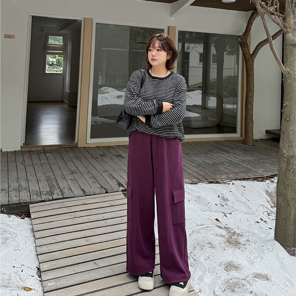 裏起毛の暖かなカーゴデザイン ワイドストレートパンツ8