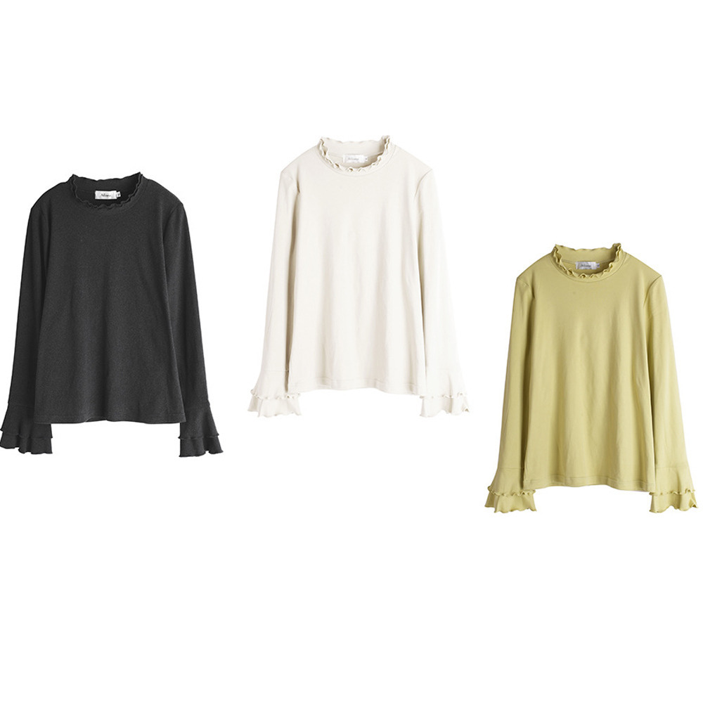 二重フリルのスタンドカラーとベルカフのフィット感のあるトップス20