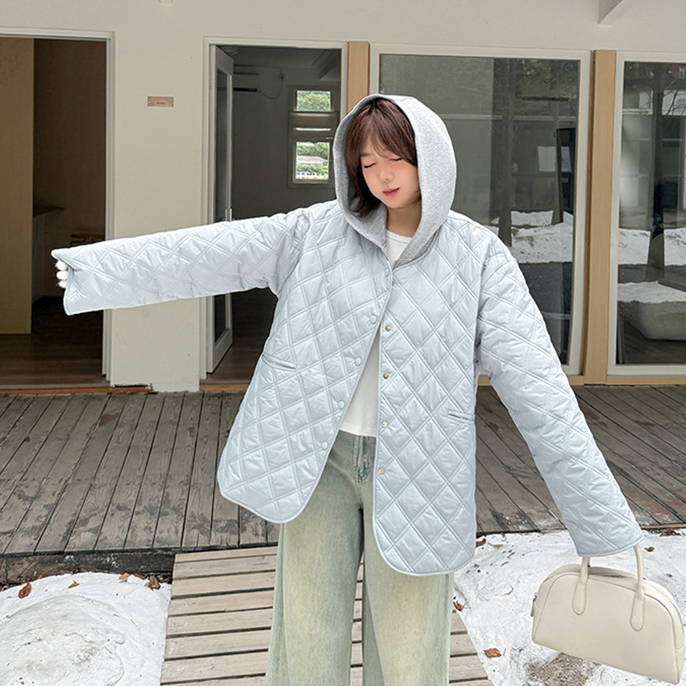 重ね着風スウェットフード付きダイヤキルティングジャケット4