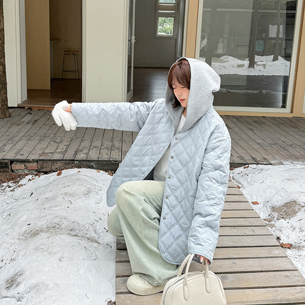 重ね着風スウェットフード付きダイヤキルティングジャケット5