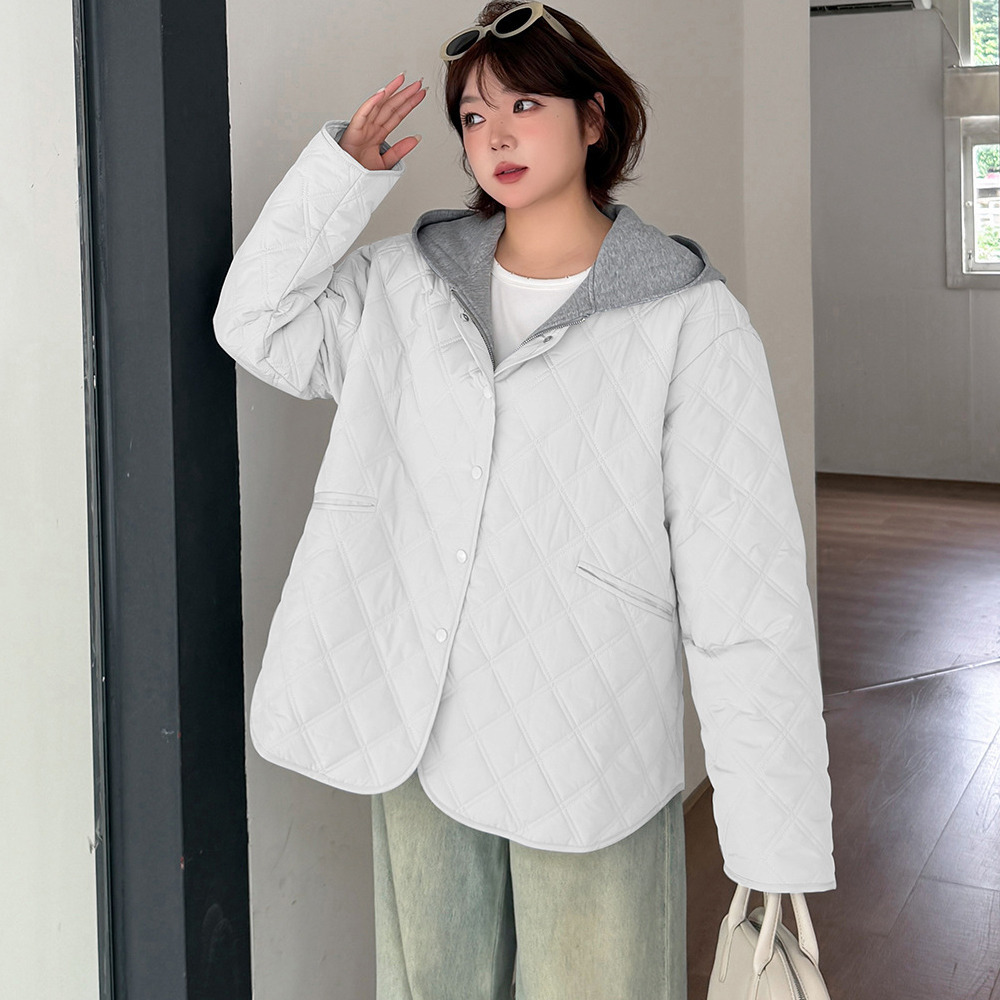 重ね着風スウェットフード付きダイヤキルティングジャケット1