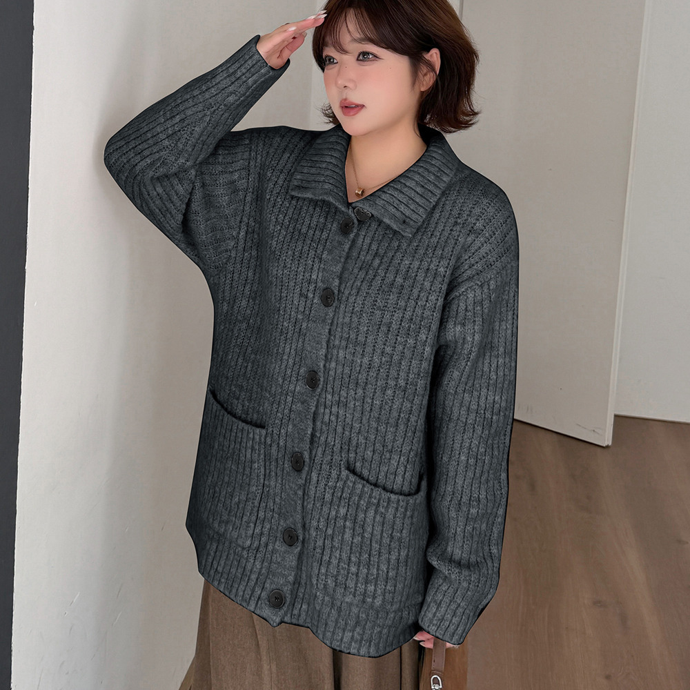 スタンドカラーとビッグカラーの2WAY シャギーニットカーディガン2