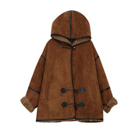 裏ボアでスエード調生地のトグルボタン フード付きジャケット