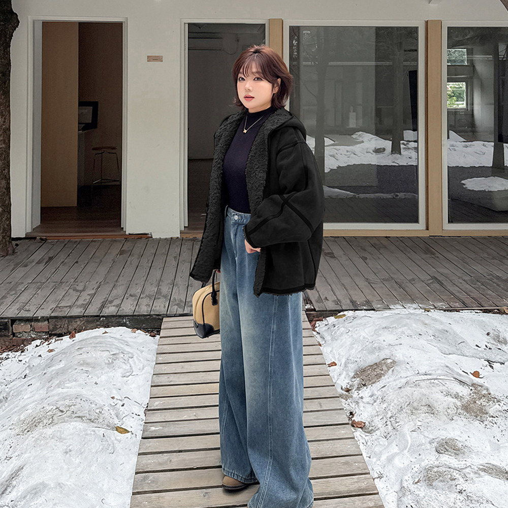 裏ボアでスエード調生地のトグルボタン フード付きジャケット17