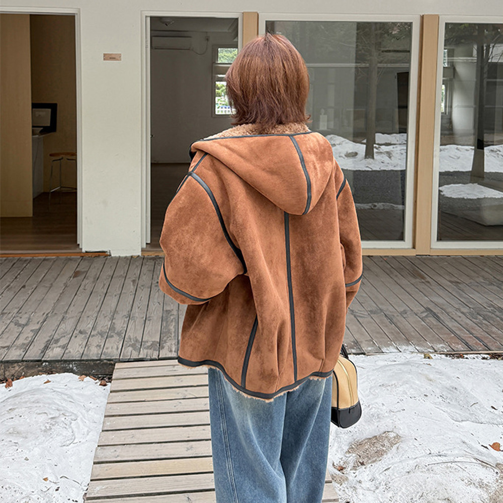 裏ボアでスエード調生地のトグルボタン フード付きジャケット8