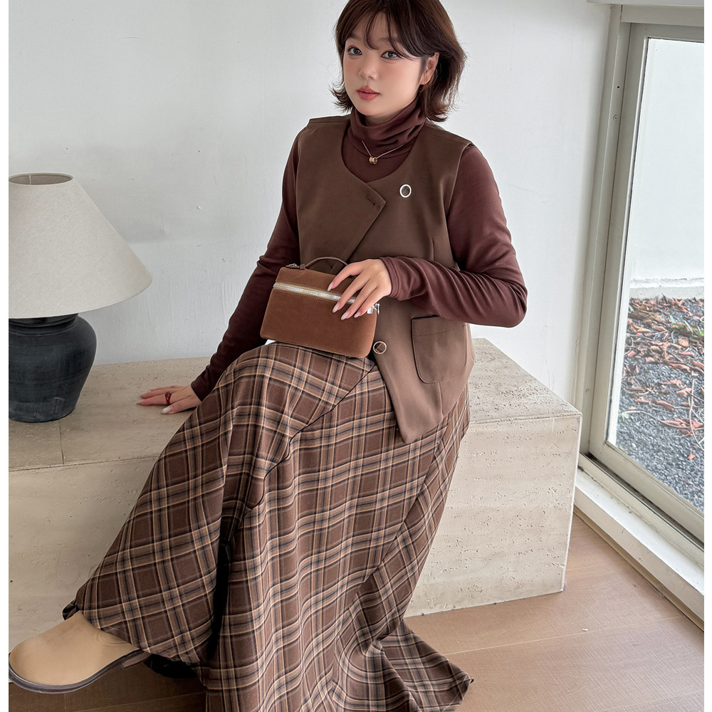 レトロでこなれ感のあるトップス+ベスト+スカート3点セット7