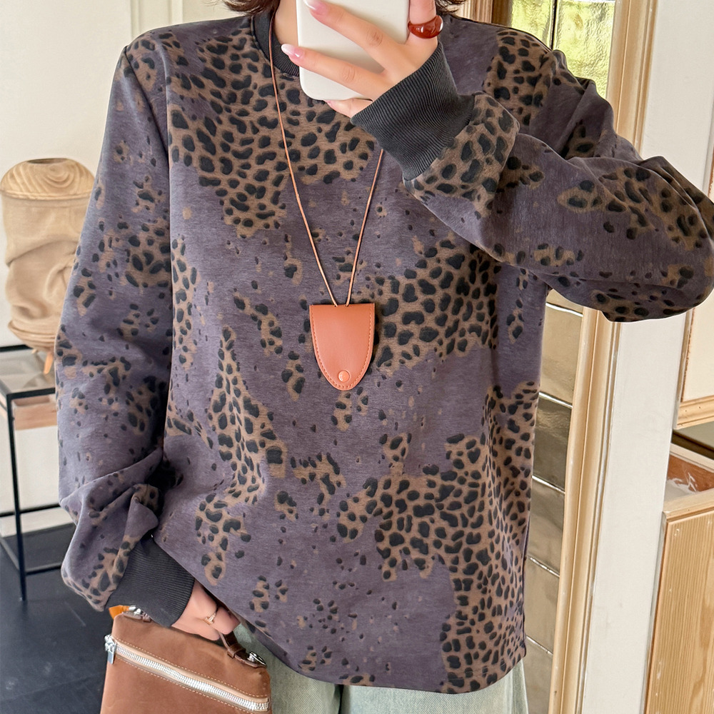 大人のカジュアルスウェット!裏起毛 レオパード柄プルオーバー トップス4