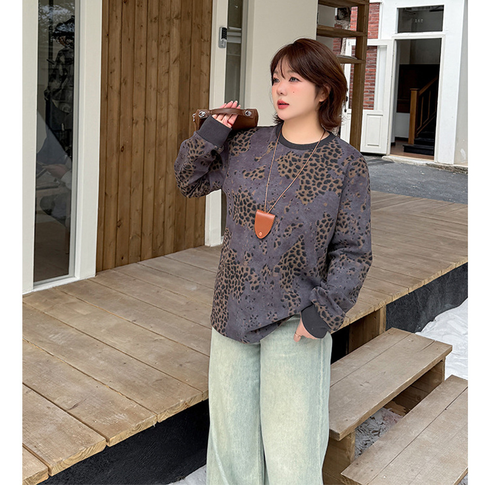 大人のカジュアルスウェット!裏起毛 レオパード柄プルオーバー トップス9