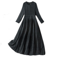 起毛裏地付きで暖か！刺繍入りドットプリント シフォンワンピース