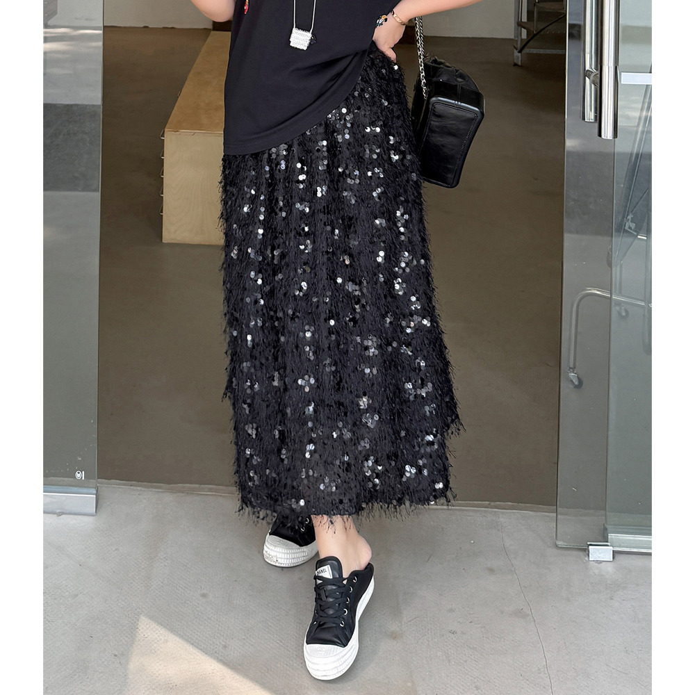 フリンジレースにスパンコール刺繍のキラキラ華やかなロングスカート5