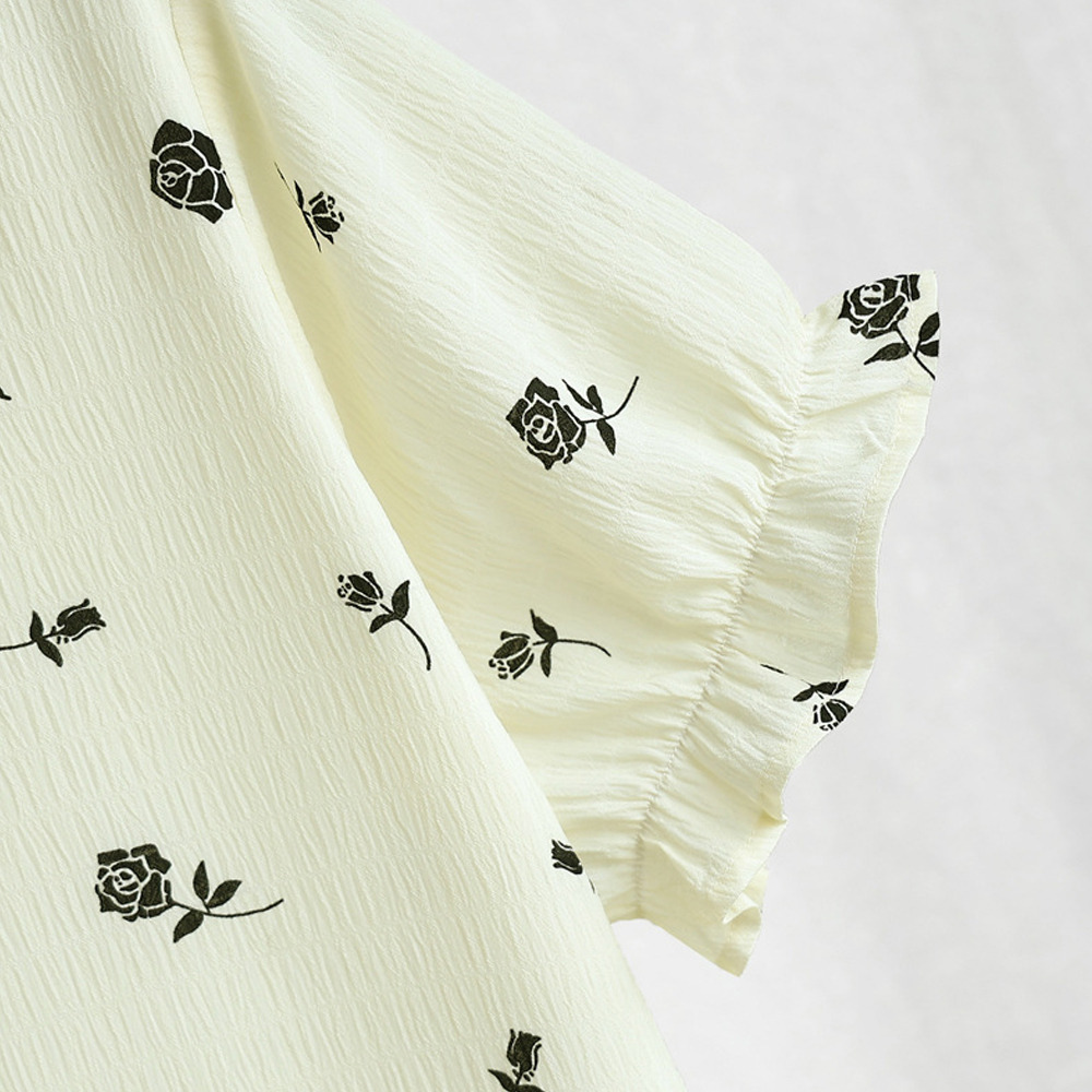 レトロな薔薇柄が上品なプルオーバーブラウス4