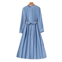 微光沢で爽やかなデニム風素材のリボンベルト付きワンピース