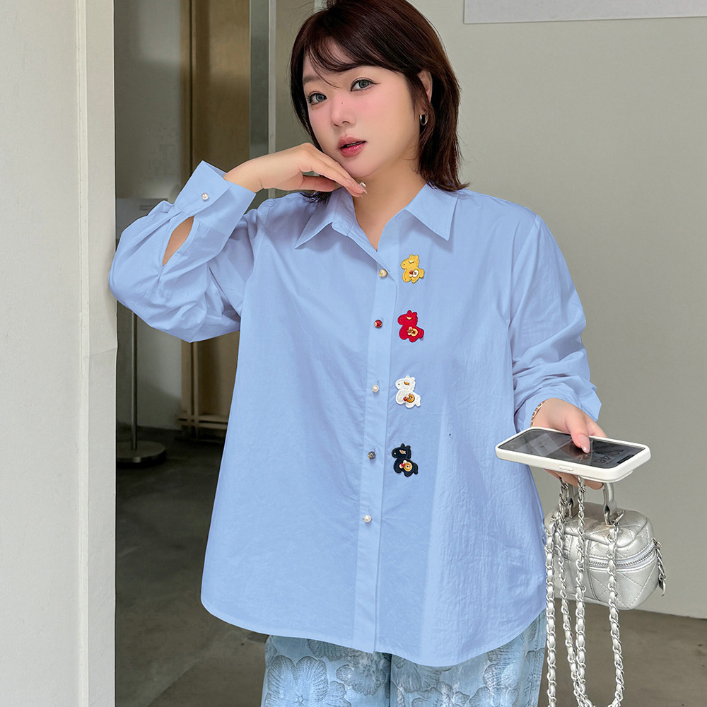 カラフルボタンとポニー刺繍が大人可愛い オーバーサイズ長袖シャツ1