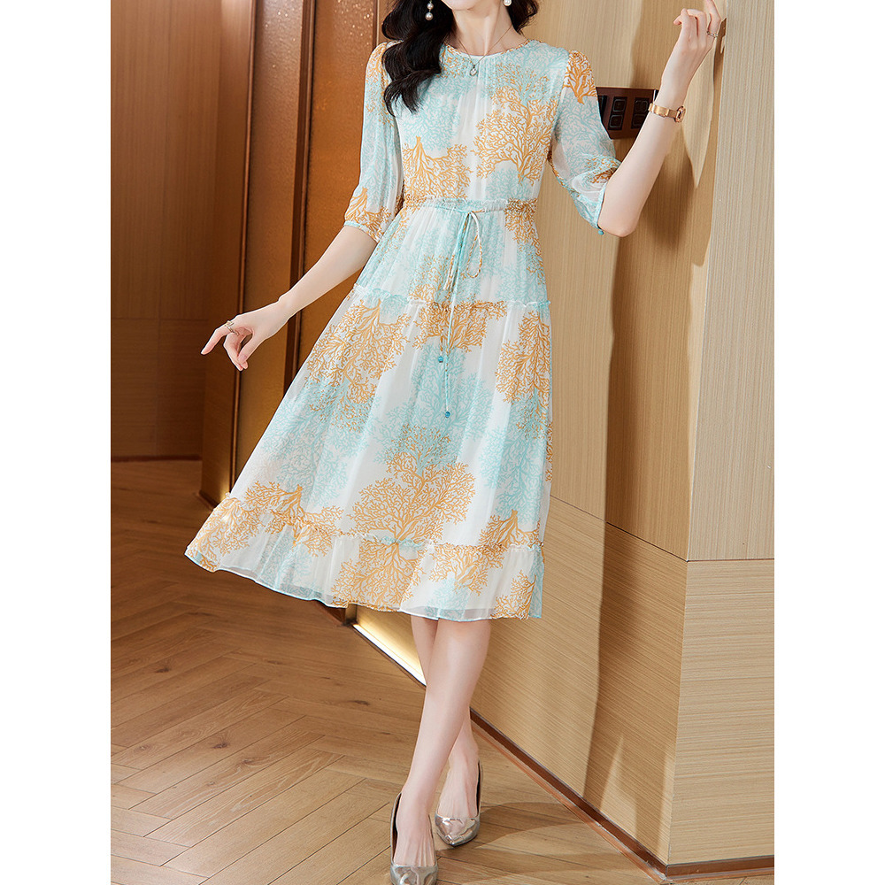 シルクライクなふんわりシフォン ツリープリントティアードワンピース3