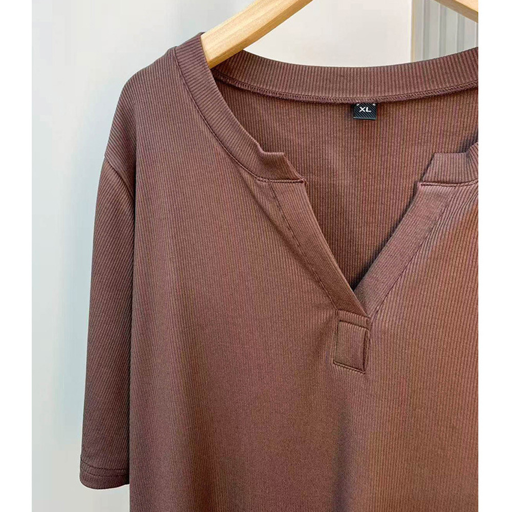 伸縮性に優れたリブニット素材で脇やキーネックのスタイルアップTシャツ sanmaru10