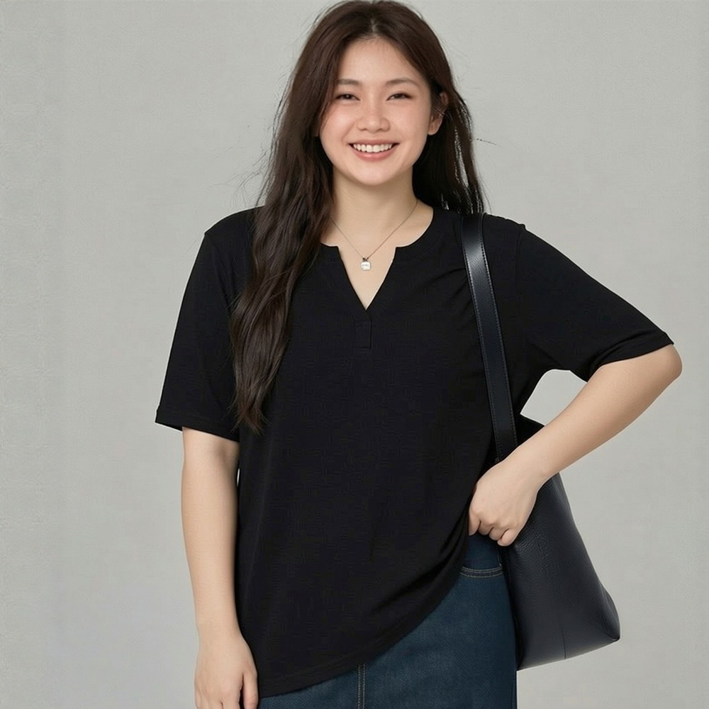 伸縮性に優れたリブニット素材で脇やキーネックのスタイルアップTシャツ sanmaru3