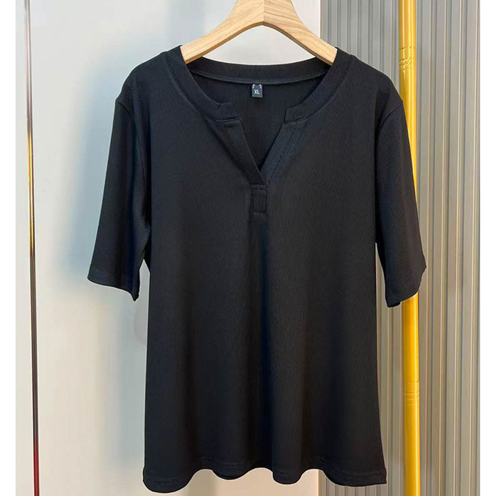 伸縮性に優れたリブニット素材で脇やキーネックのスタイルアップTシャツ sanmaru4