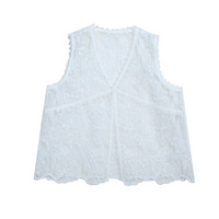 夏のレイヤードにおすすめ！ Vネックオーバーサイズ レースベスト