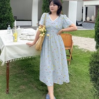 フラワーレース縁取りＶネック 花＆ハート刺繍のガーリーワンピース