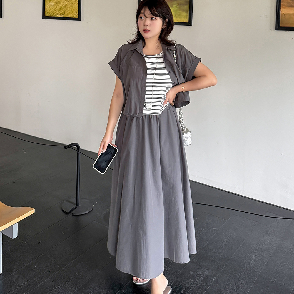 ナチュラルな抜け感と上品さを兼ね備えた大人のリラクシーセットアップ4