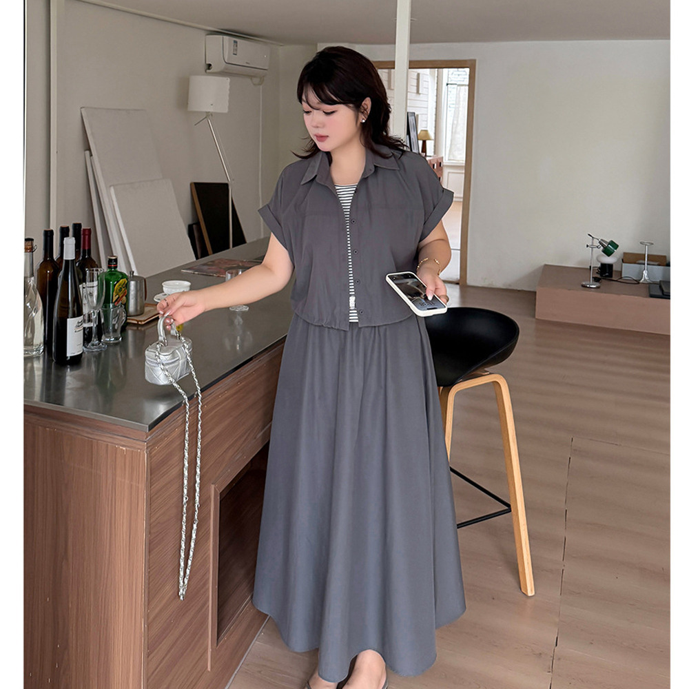 ナチュラルな抜け感と上品さを兼ね備えた大人のリラクシーセットアップ8