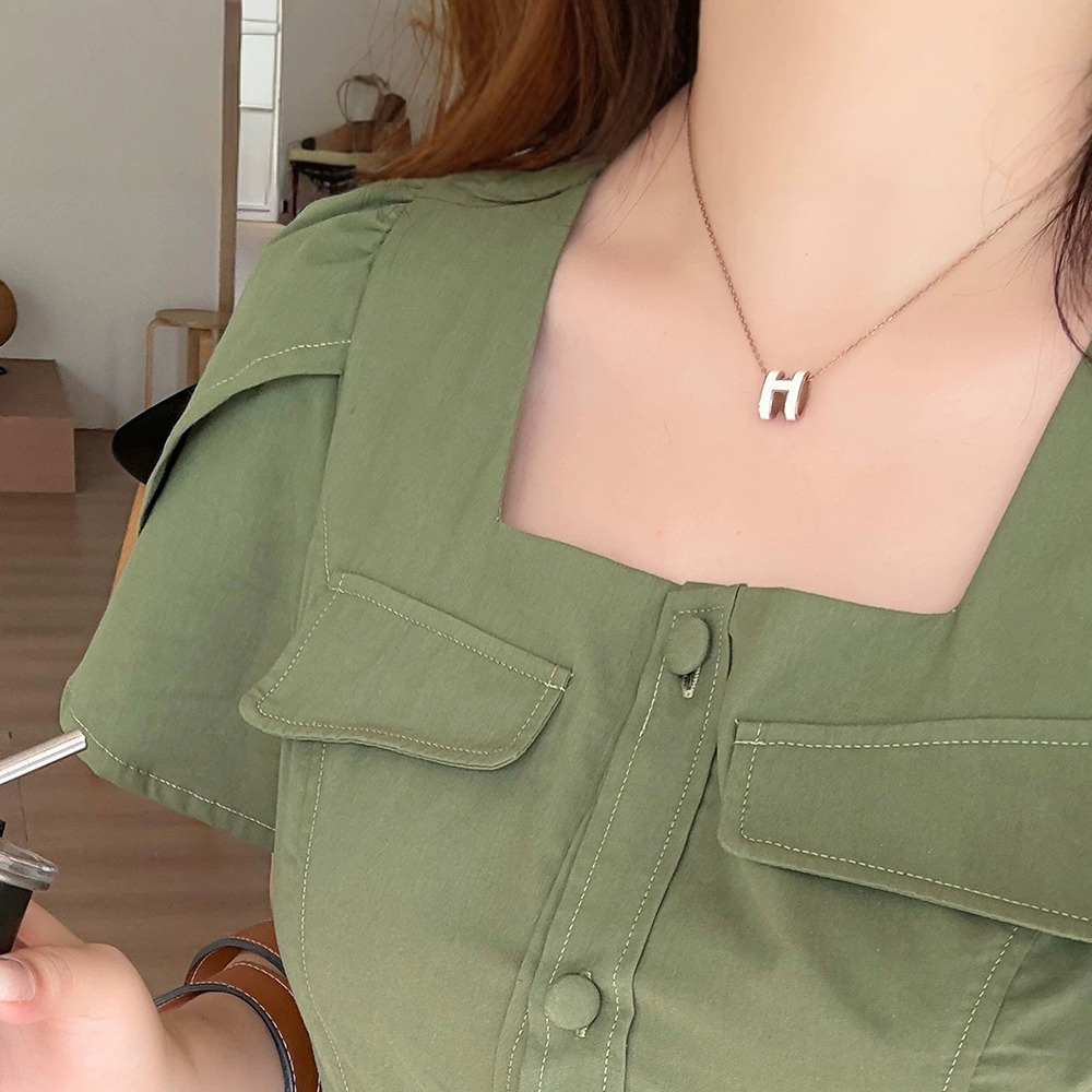 ナチュラルな雰囲気ときちんと感を兼ね備えた、ワークテイストワンピース5