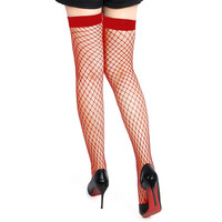 体型問わず美しく見せる、万能ガーターストッキング