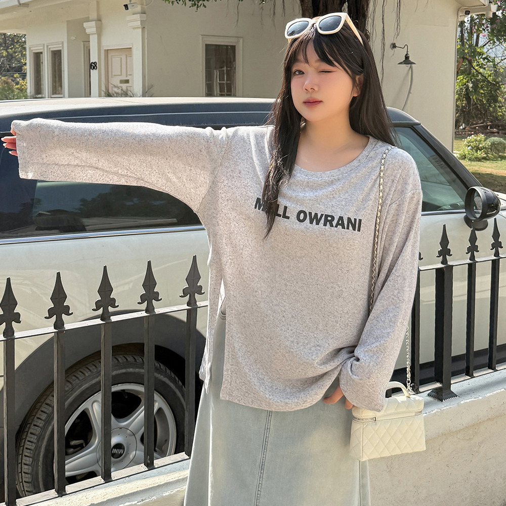 ゆったり抜け感のあるサイジング 裾スリット入りプルオーバー4