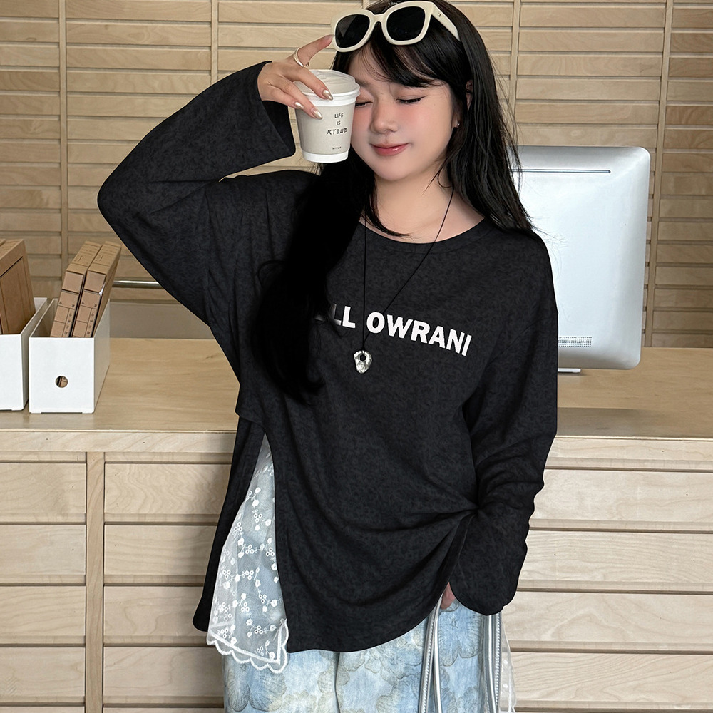 ゆったり抜け感のあるサイジング 裾スリット入りプルオーバー1