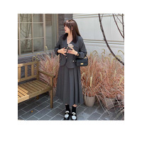 Vネックノーカーラージャケット+プリーツスカート 上品スーツ　大きいサイズ レディース