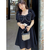 胸の大きなリボンがガーリー！スクエアネック フレアワンピース　大きいサイズ レディース