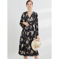 レトロフラワープリントのカシュクールスタイルワンピース　大きいサイズ レディース