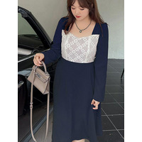 胸にレースコラージュデザインのスクエアネック フレアワンピース　大きいサイズ レディース