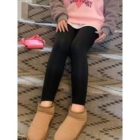 裏フリースの暖かでスタイルアップ効果が高いストレッチレギンス　大きいサイズ レディース