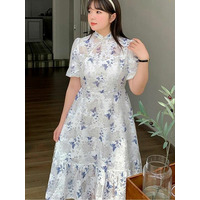 蝶プリントとパール飾りがフェミニン！フラワーレースワンピース