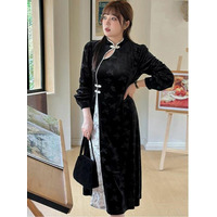 バタフライ柄ベルベットと花柄シフォンのエレガントワンピース 　大きいサイズレディース