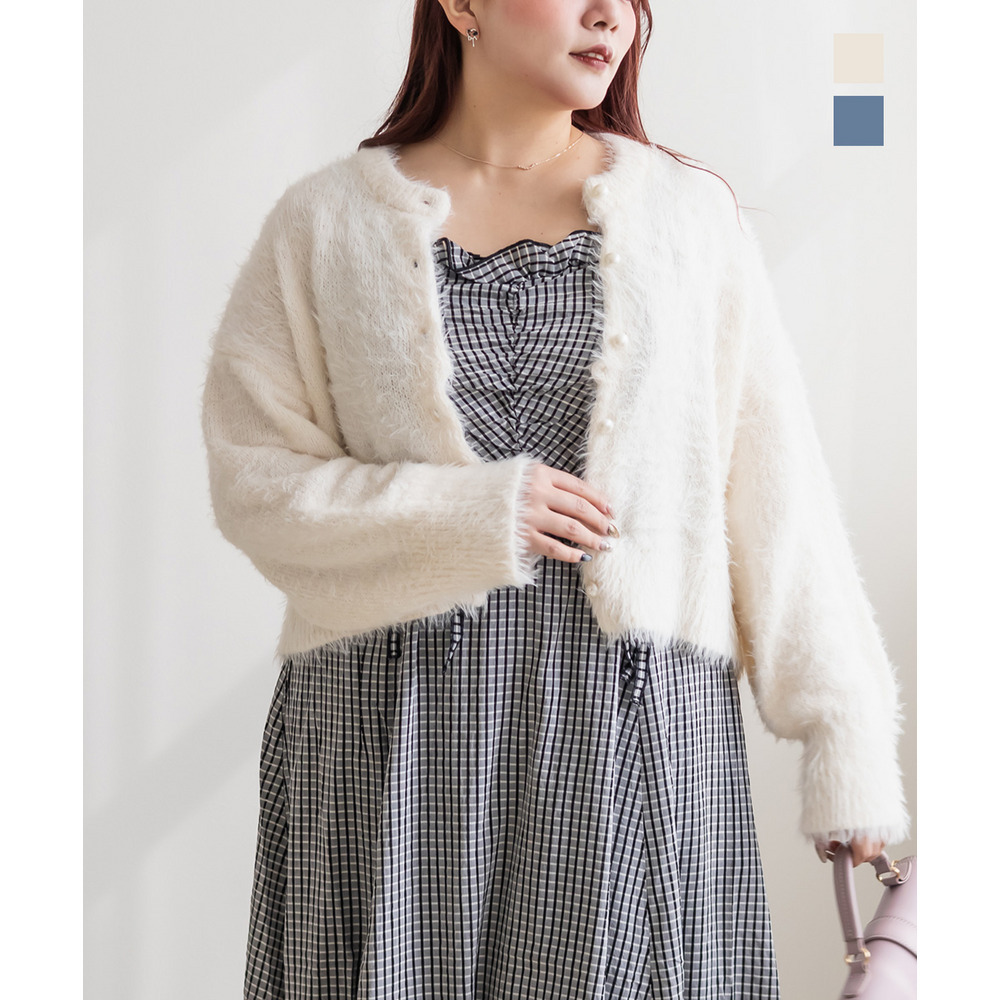 フェザーヤーンパール釦カーディガン1