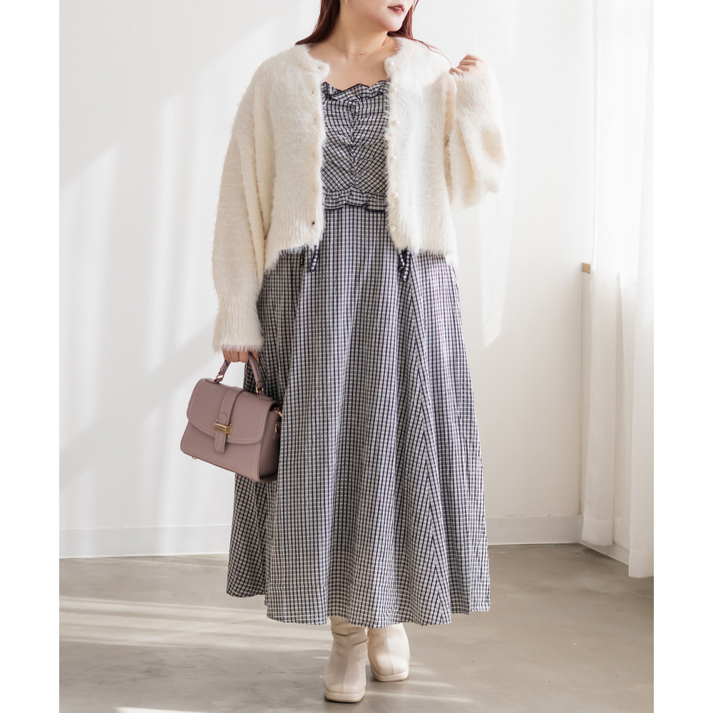 フェザーヤーンパール釦カーディガン2